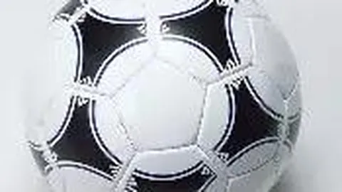 2025欧罗巴杯决战布达佩斯上演